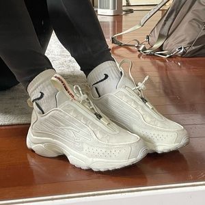 Reebok DMX Series 2200 zip - xgigihadid